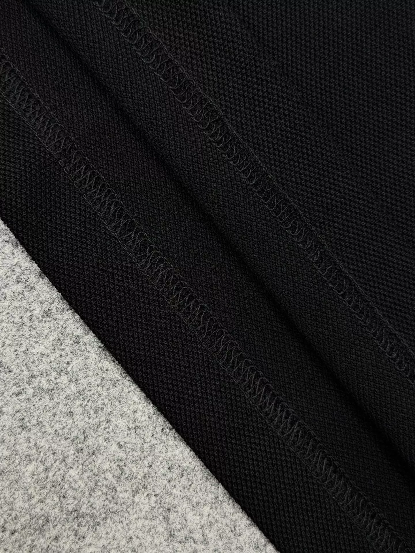 디올 벌 자수 피케 반소매 카라 티셔츠 상세 이미지 16