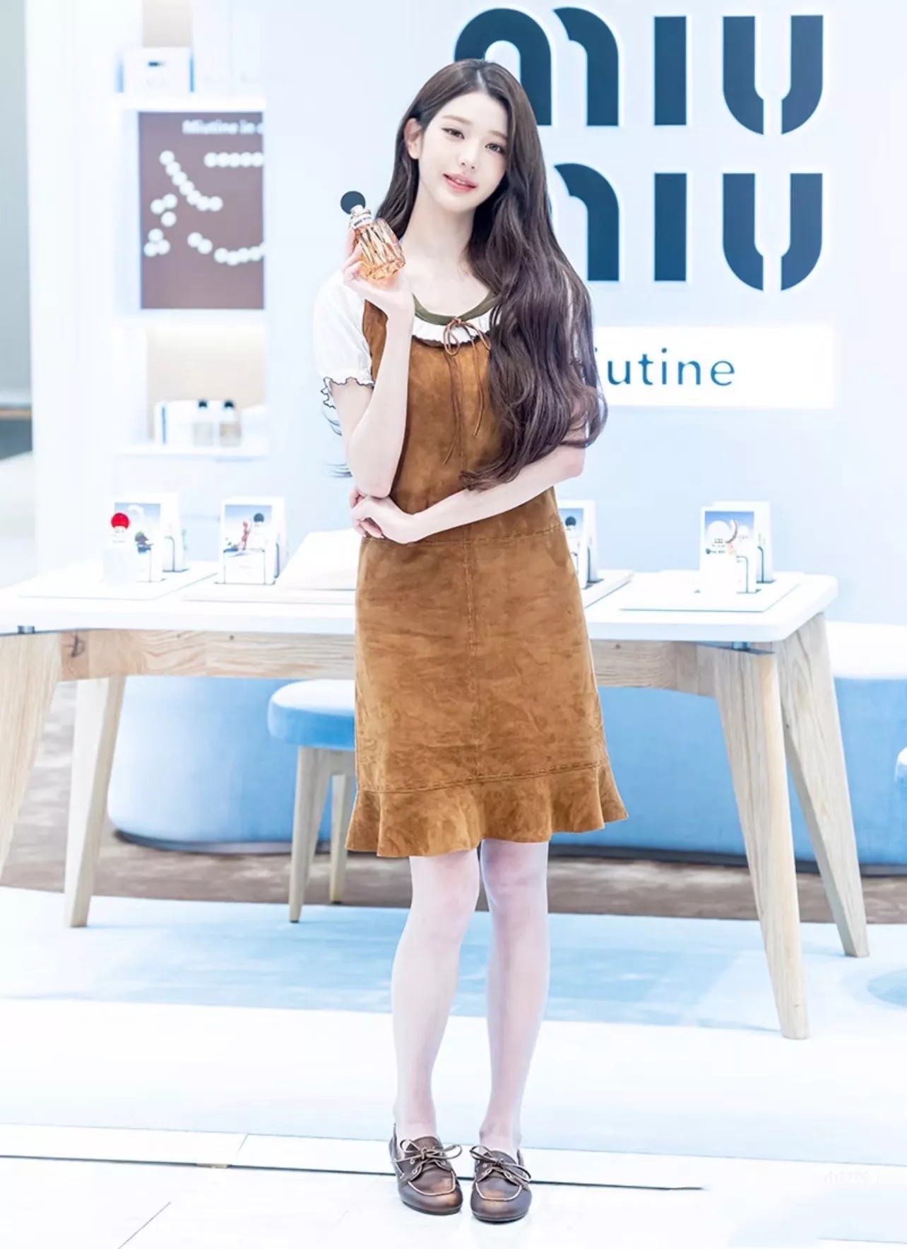 미우미우 이탈리아 양모 무드 머메이드 민소매 원피스 상세 이미지 14