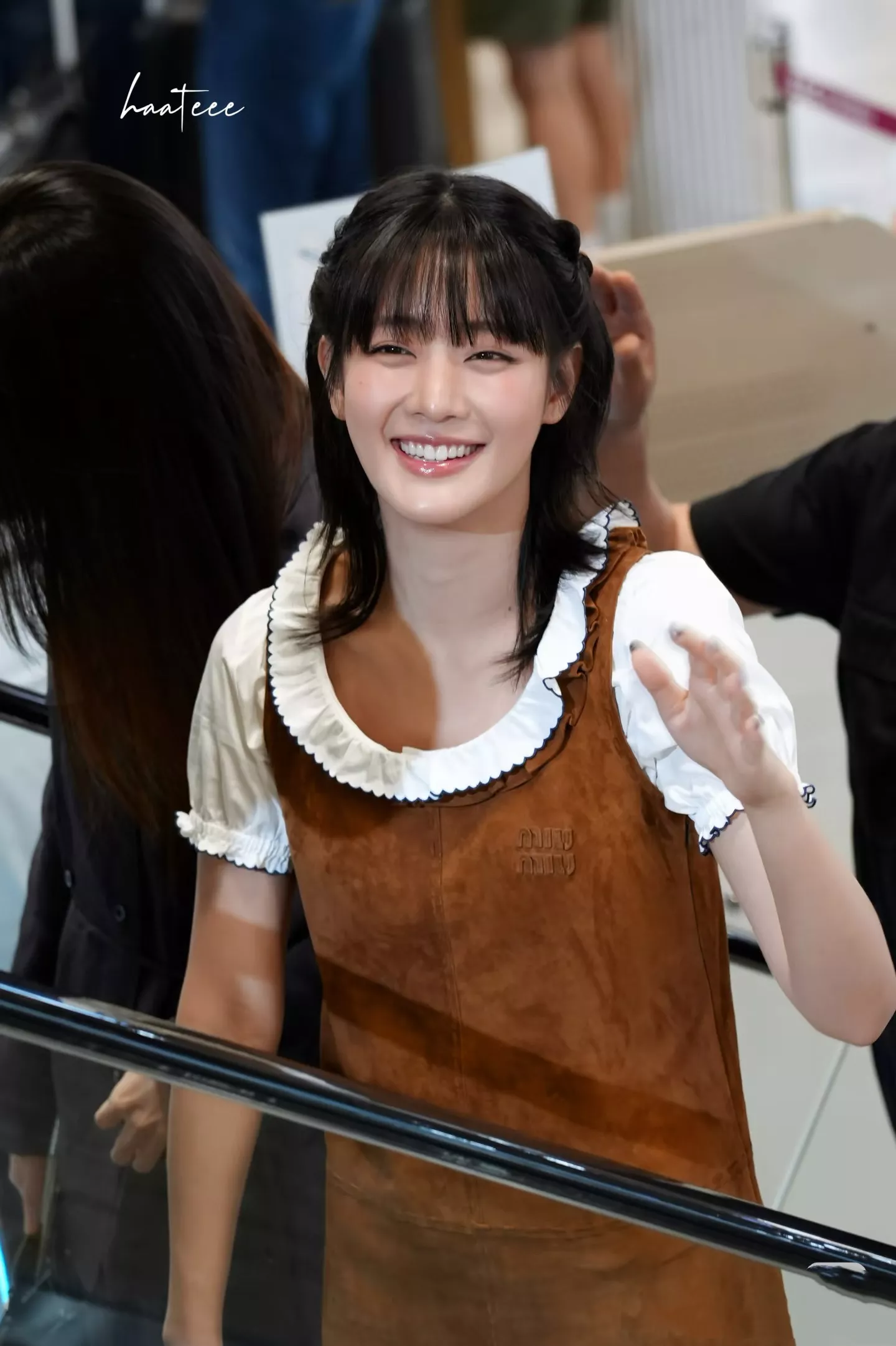 미우미우 이탈리아 양모 무드 머메이드 민소매 원피스 상세 이미지 16