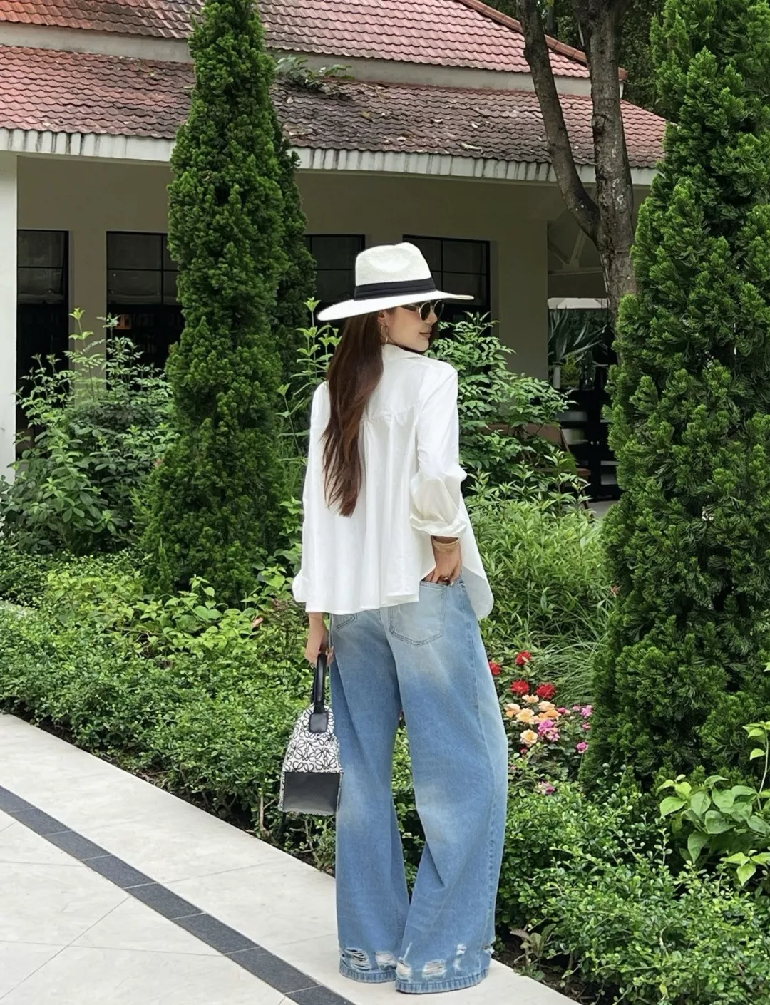 로에베 자수 포켓 워싱 코튼 오버핏 긴소매 셔츠 상세 이미지 18
