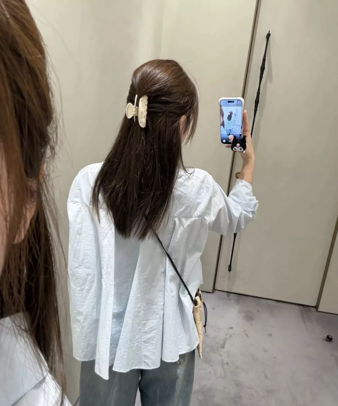 로에베 자수 포인트 워싱 소프트 코튼 오버핏 셔츠 상세 이미지 15