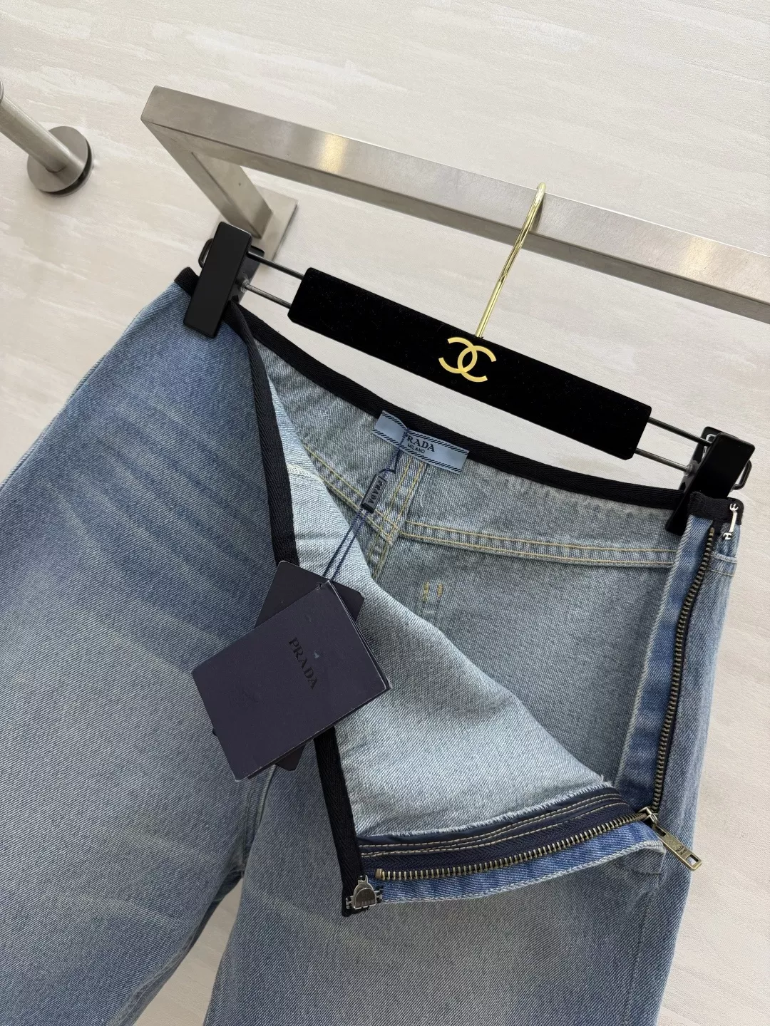 프라다 배색 밴딩 워싱 데님 5부 팬츠 상세 이미지 8