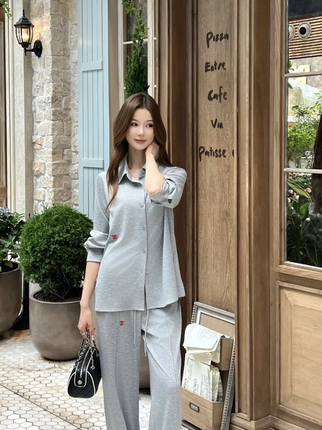 샤넬 레드 자수 포인트 긴소매 셔츠 와이드 팬츠 세트 상세 이미지 10