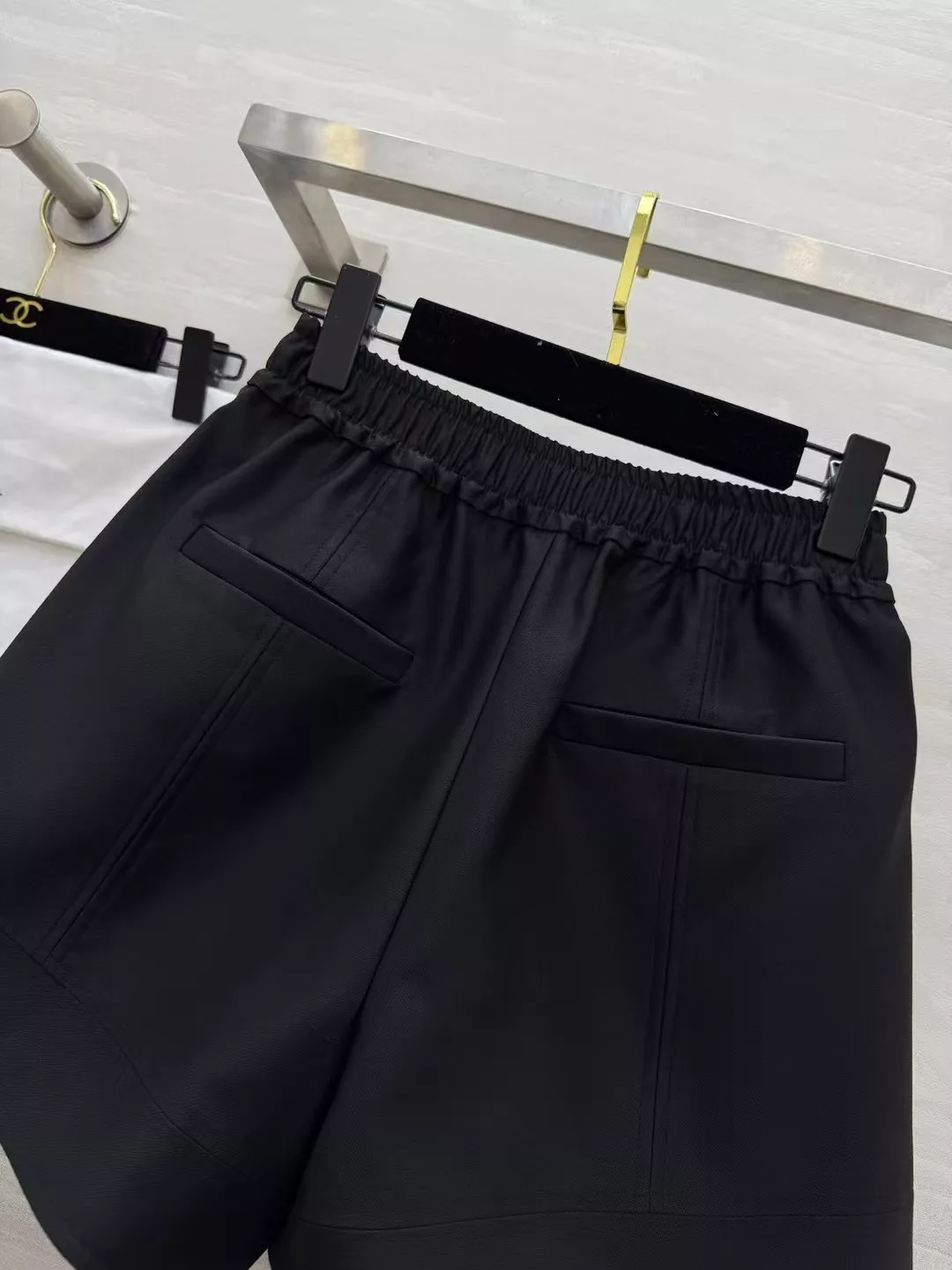 샤넬 이탈리아 수입 울 밴딩 하프 팬츠 상세 이미지 30