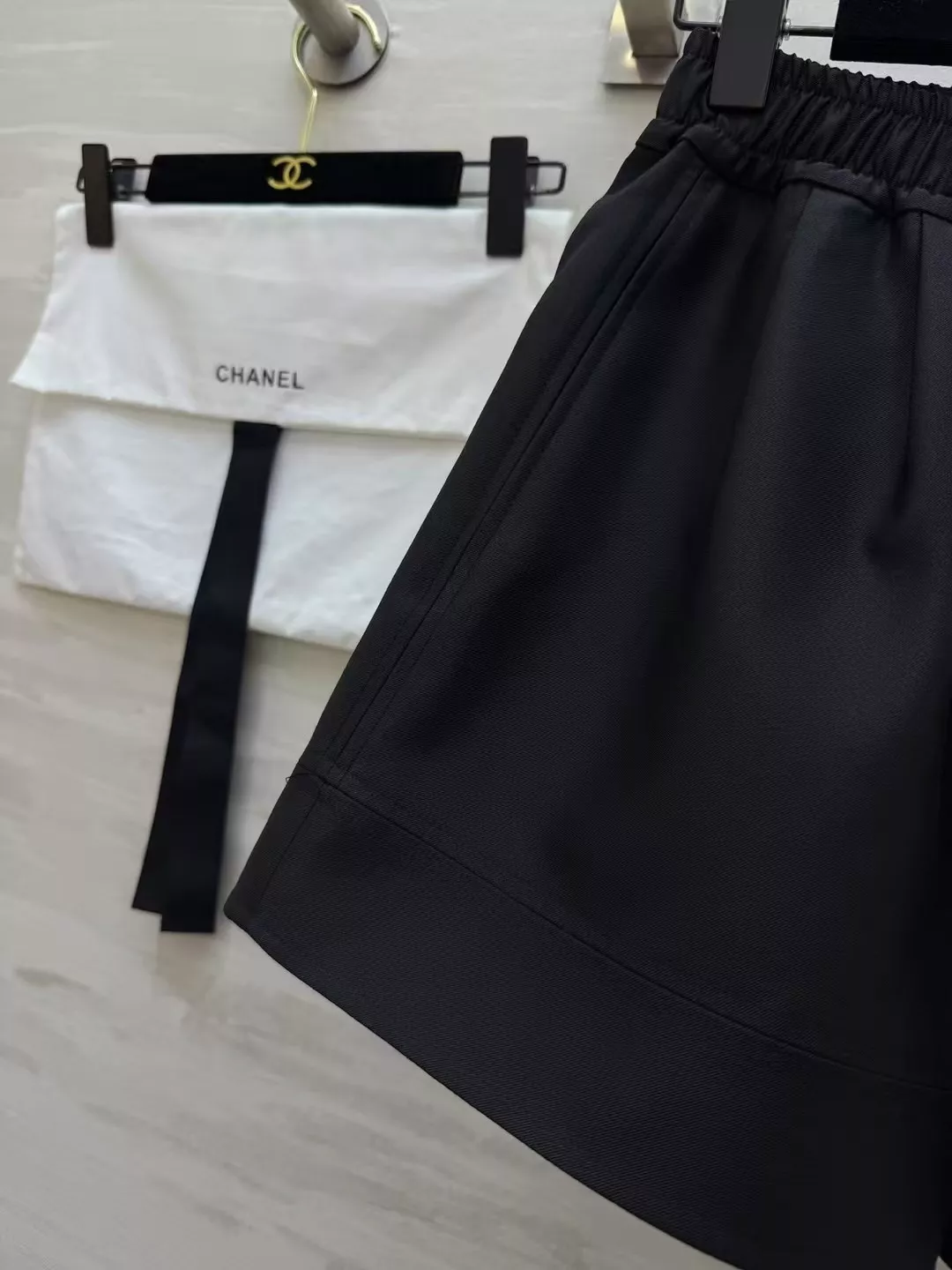 샤넬 이탈리아 수입 울 밴딩 하프 팬츠 상세 이미지 31