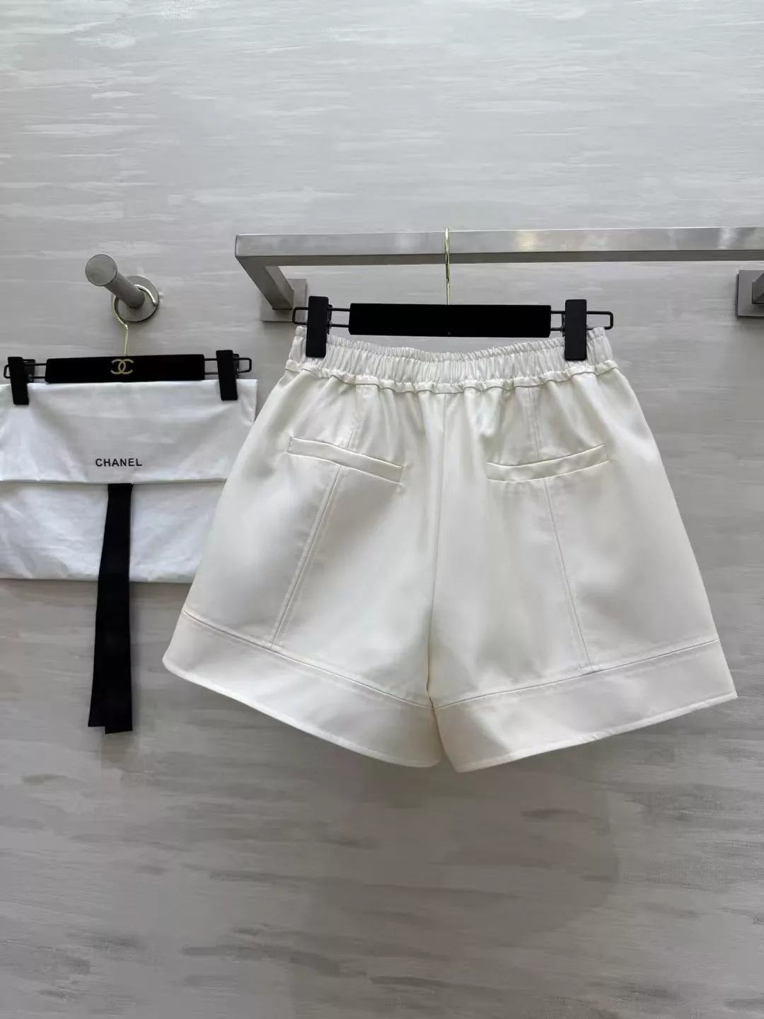샤넬 이탈리아 수입 울 밴딩 하프 팬츠 상세 이미지 6