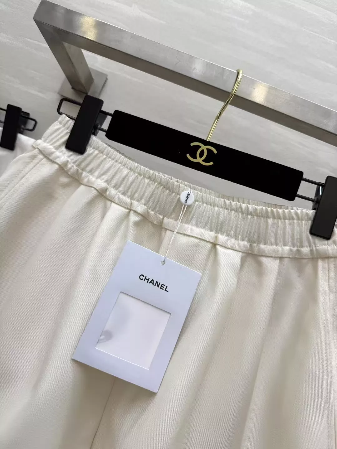 샤넬 이탈리아 수입 울 밴딩 하프 팬츠 상세 이미지 3