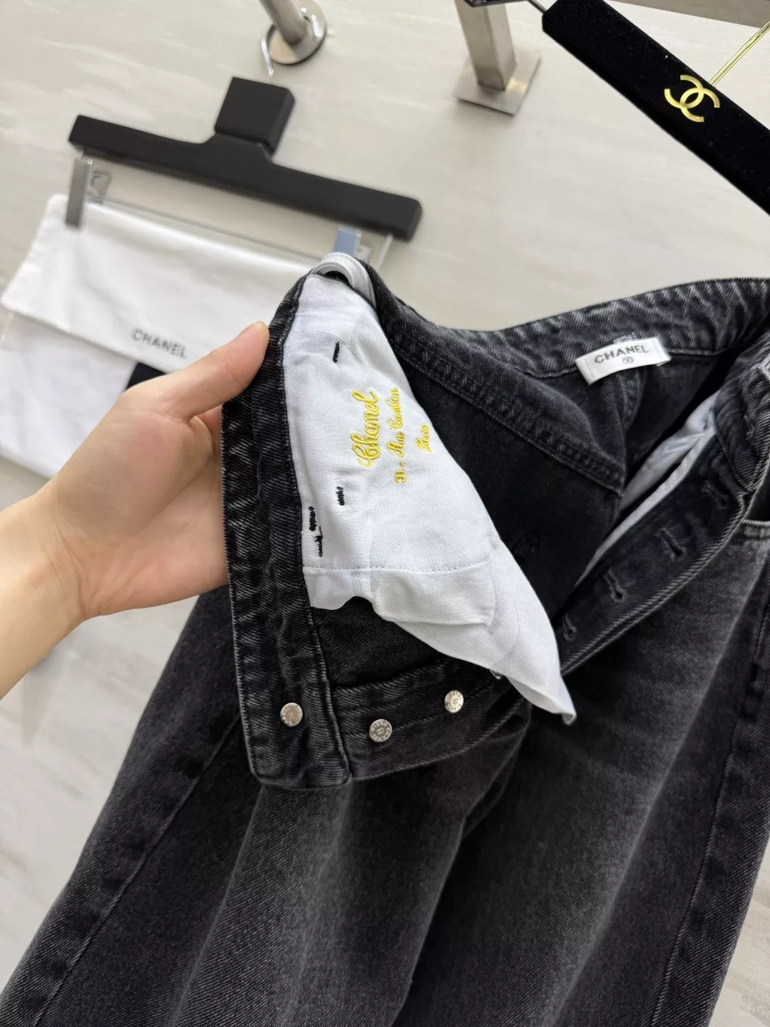 샤넬 슬림핏 스키니 데님 팬츠 상세 이미지 25