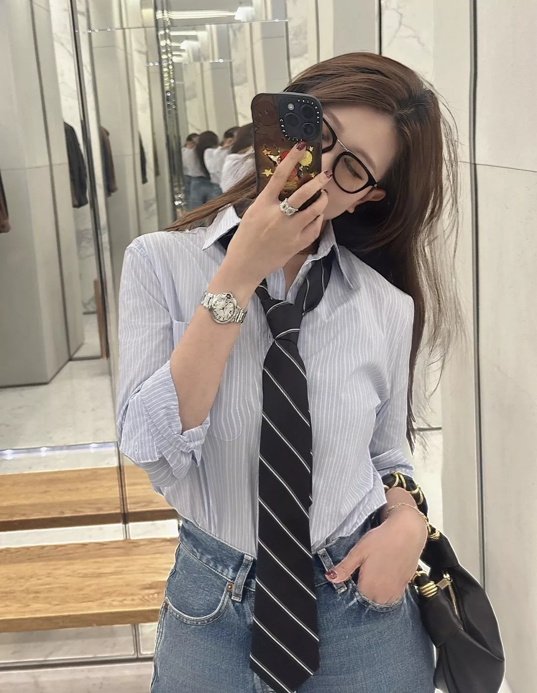 입생로랑 블루 화이트 스트라이프 로고 자수 긴소매 셔츠 상세 이미지 14
