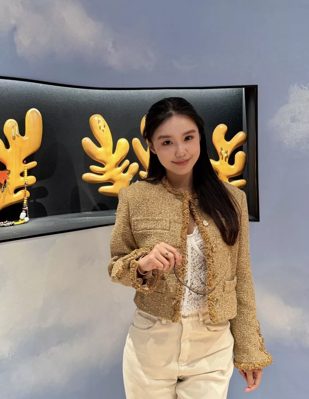 샤넬 금사 트위드 프린지 크롭 버튼 재킷 상세 이미지 12