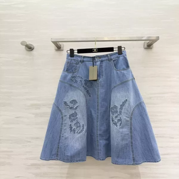 에르마노설비노 플라워 자수 워싱 데님 미디 스커트