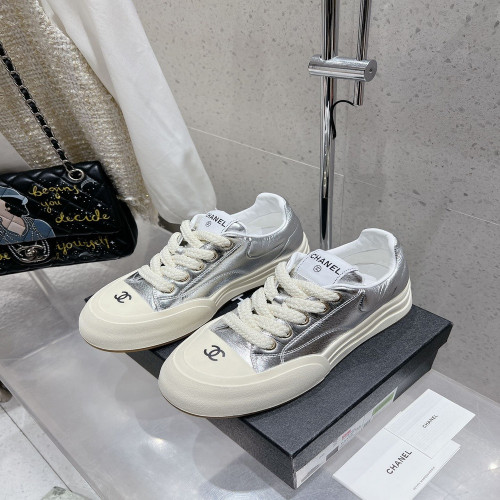샤넬 클래식 메탈릭 카프스킨 플랫폼 레이스업 로우탑