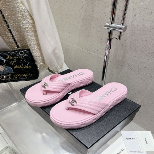 샤넬 클래식 로고 자수 플랫폼 쪼리 슬리퍼