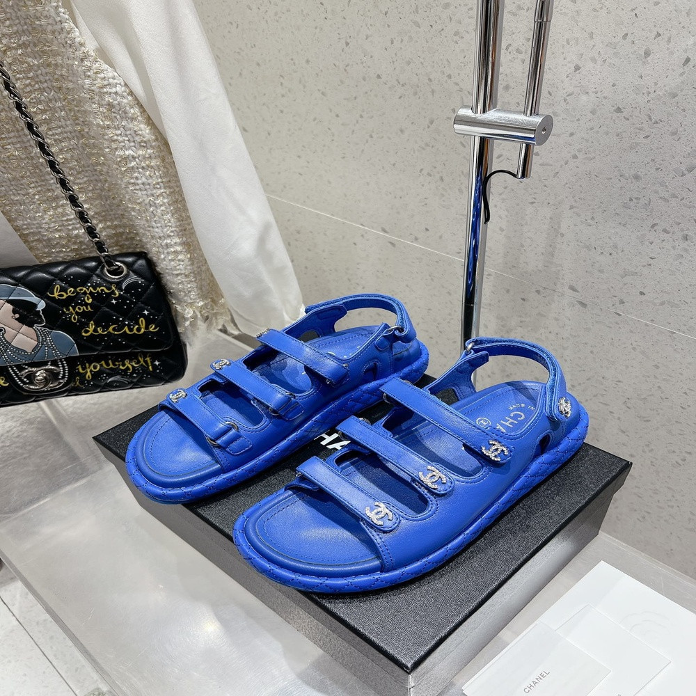 샤넬 퀼팅 벨크로 삼선 가죽 샌들