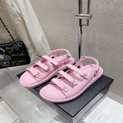 샤넬 퀼팅 더블 버클 벨크로 스트랩 샌들