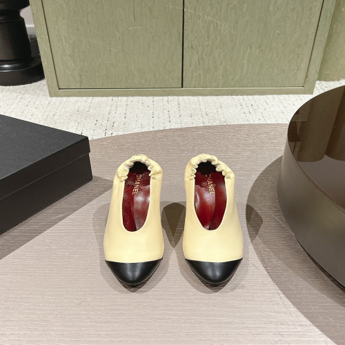 샤넬 배색 토캡 라운드토 하이힐 펌프스