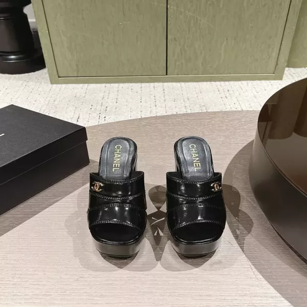 샤넬 더블 C 플랫폼 오픈토 힐 샌들
