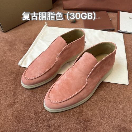 로로피아나 오픈 워크 스웨이드 슬립온 모카신 로퍼