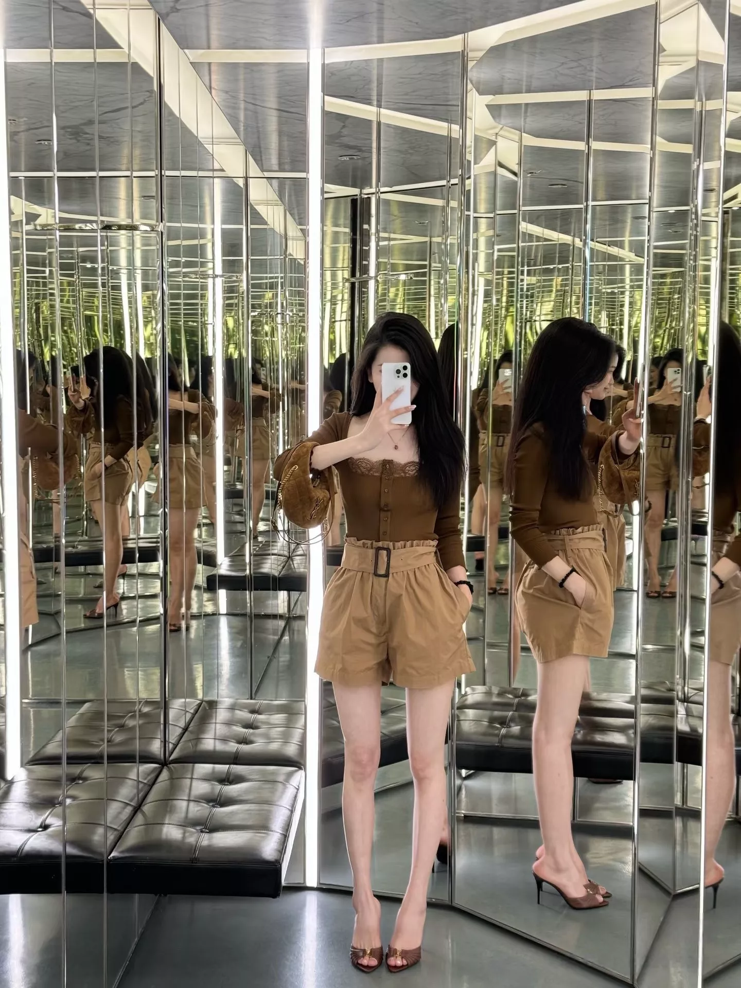 입생로랑 트리플 프로텍션 우븐 반바지 상세 이미지 69