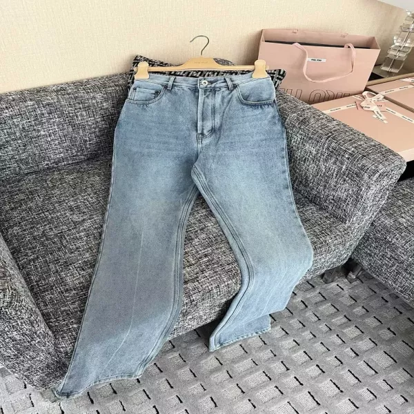 미우미우 워시드 스트레이트 데님 팬츠