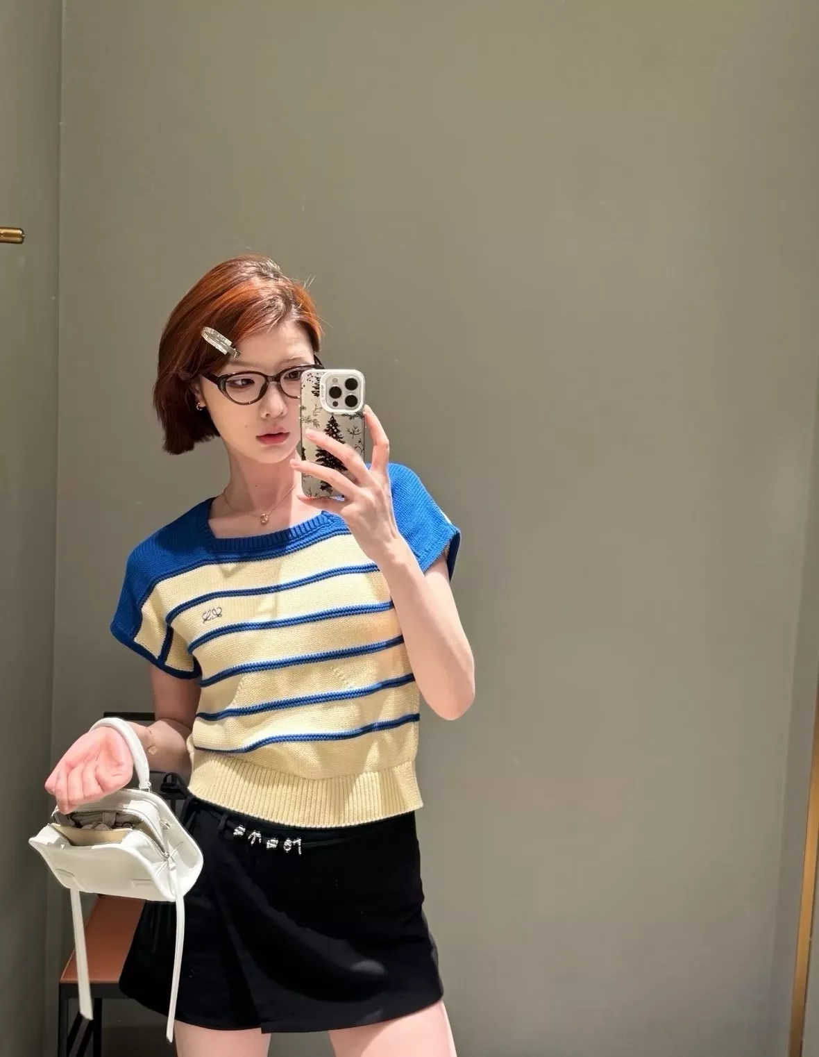 로에베 스트라이프 크롭 반소매 니트 상세 이미지 60