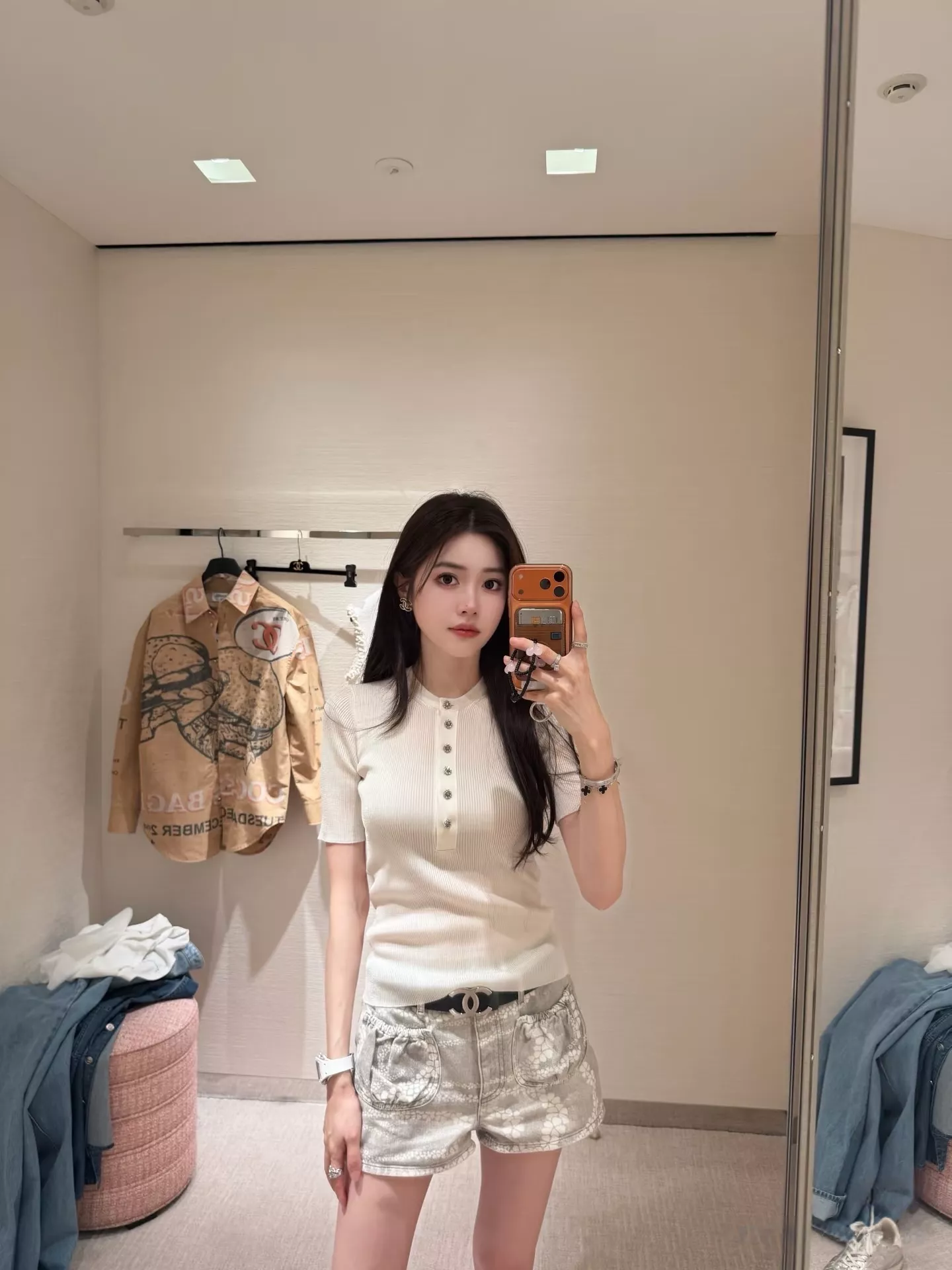 샤넬 배색 버튼 카라 반소매 니트 상세 이미지 123