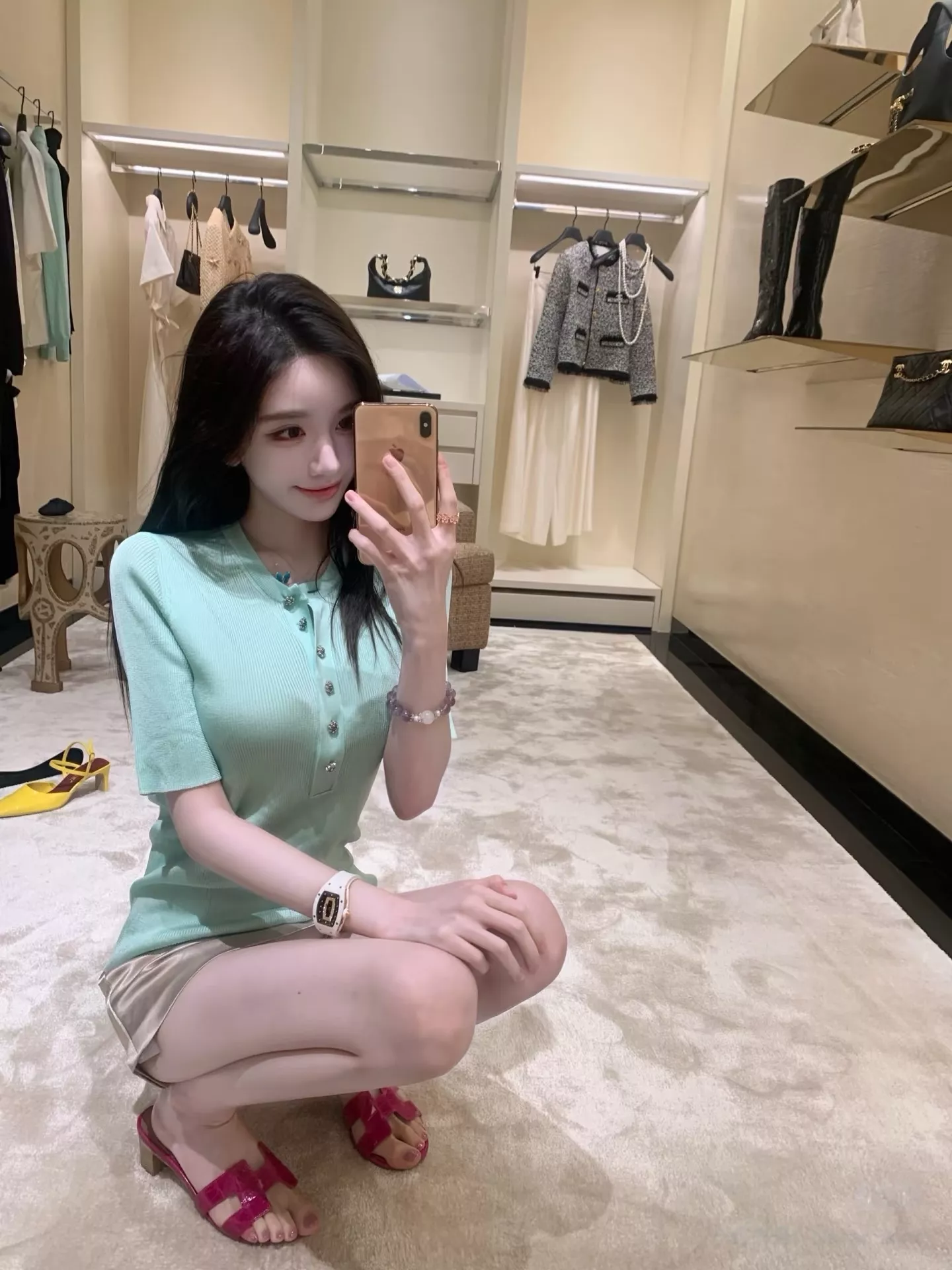 샤넬 배색 버튼 카라 반소매 니트 상세 이미지 99