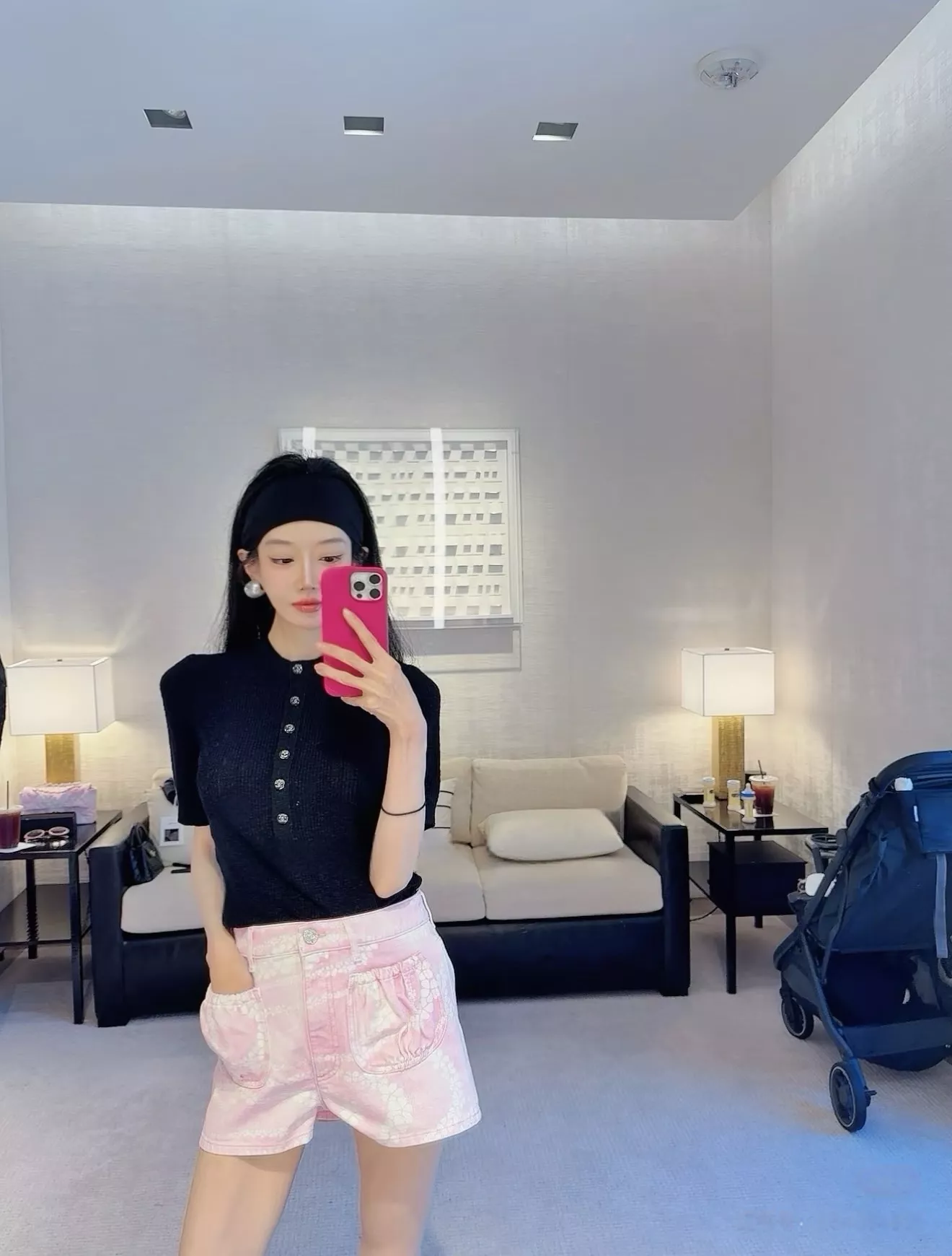 샤넬 배색 버튼 카라 반소매 니트 상세 이미지 113