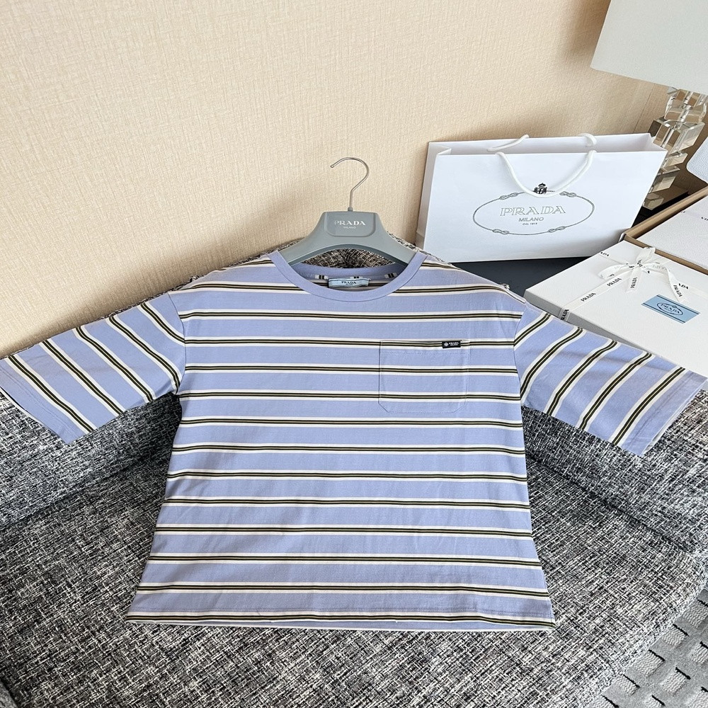 프라다 스트라이프 크루넥 반소매 티셔츠