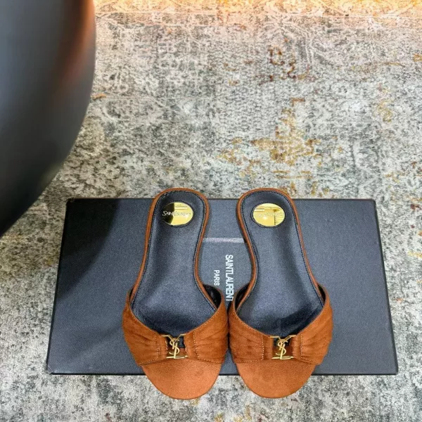 입생로랑 스웨이드 YSL 장식 토오픈 뮬