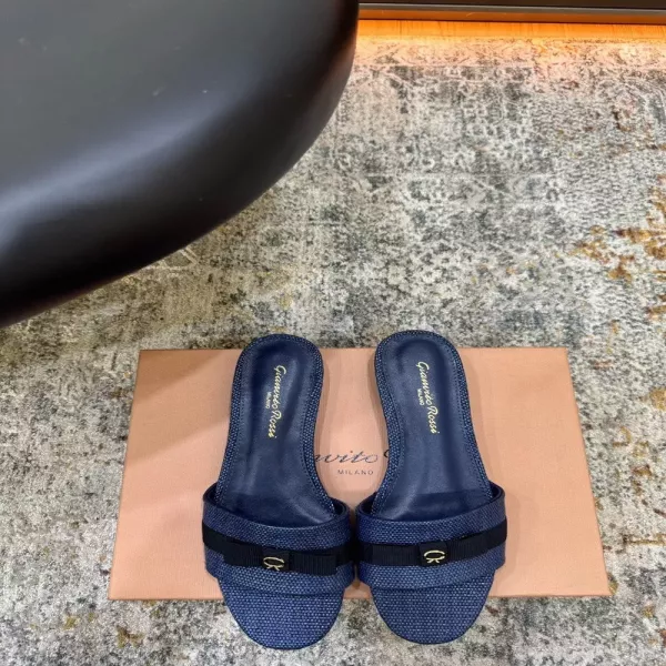 지안비토로시 우븐 텍스처 리본 장식 힐 슬리퍼
