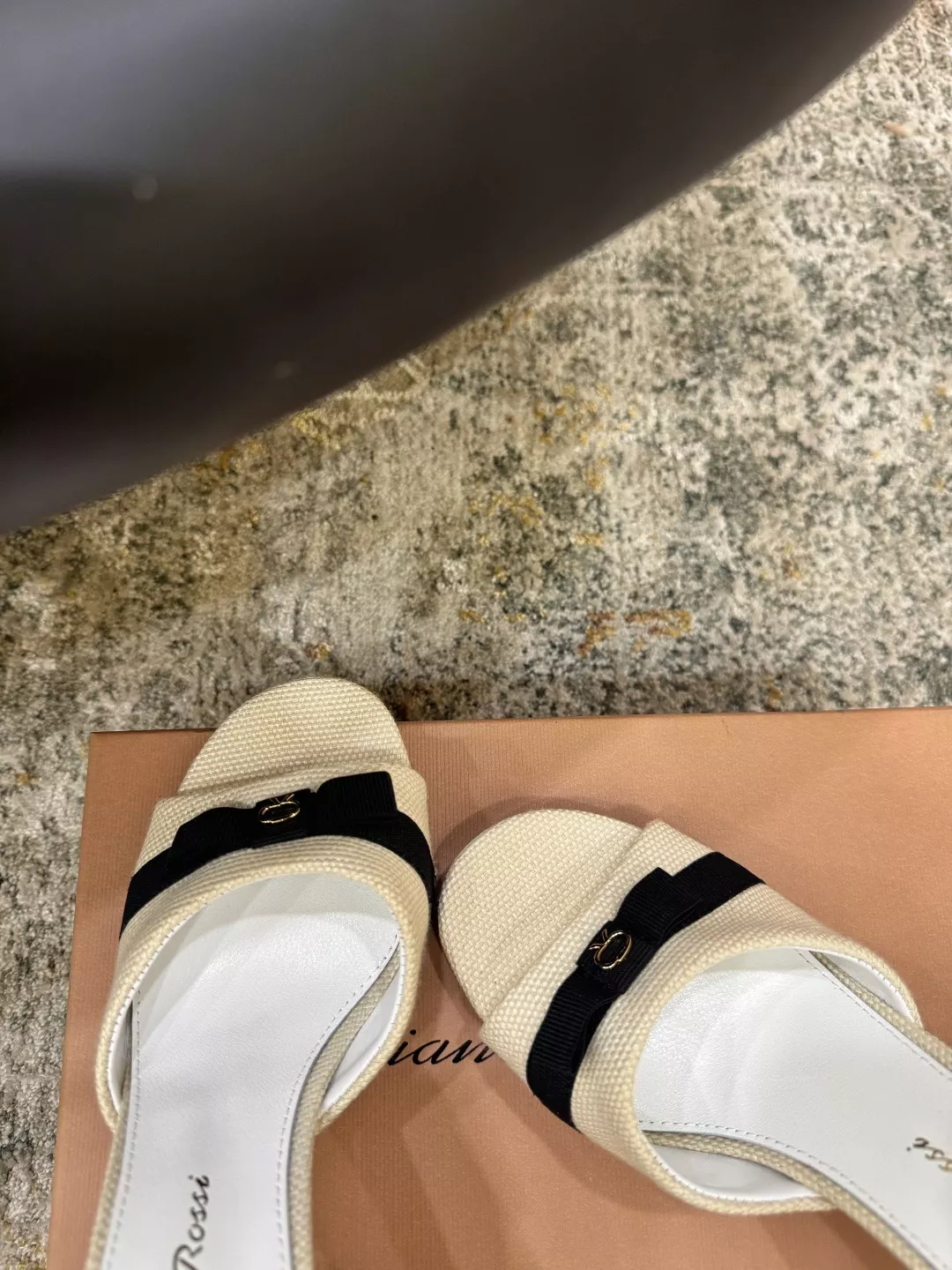 지안비토로시 리본 장식 우븐 소재 여성 토오픈 뮬 상세 이미지 7