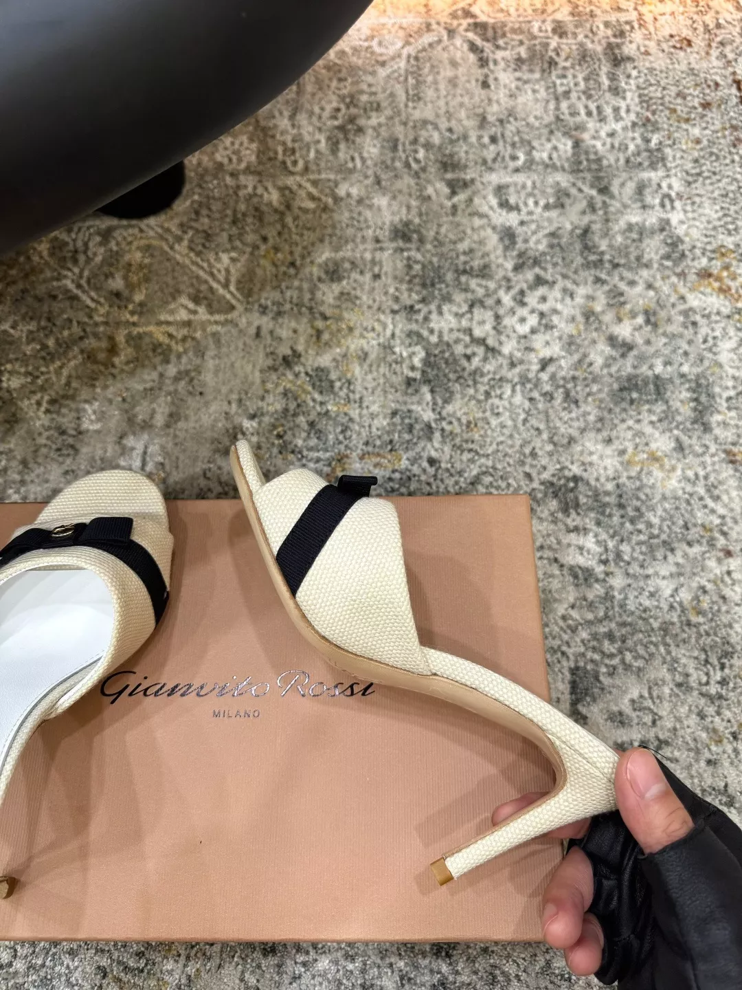 지안비토로시 리본 장식 우븐 소재 여성 토오픈 뮬 상세 이미지 5