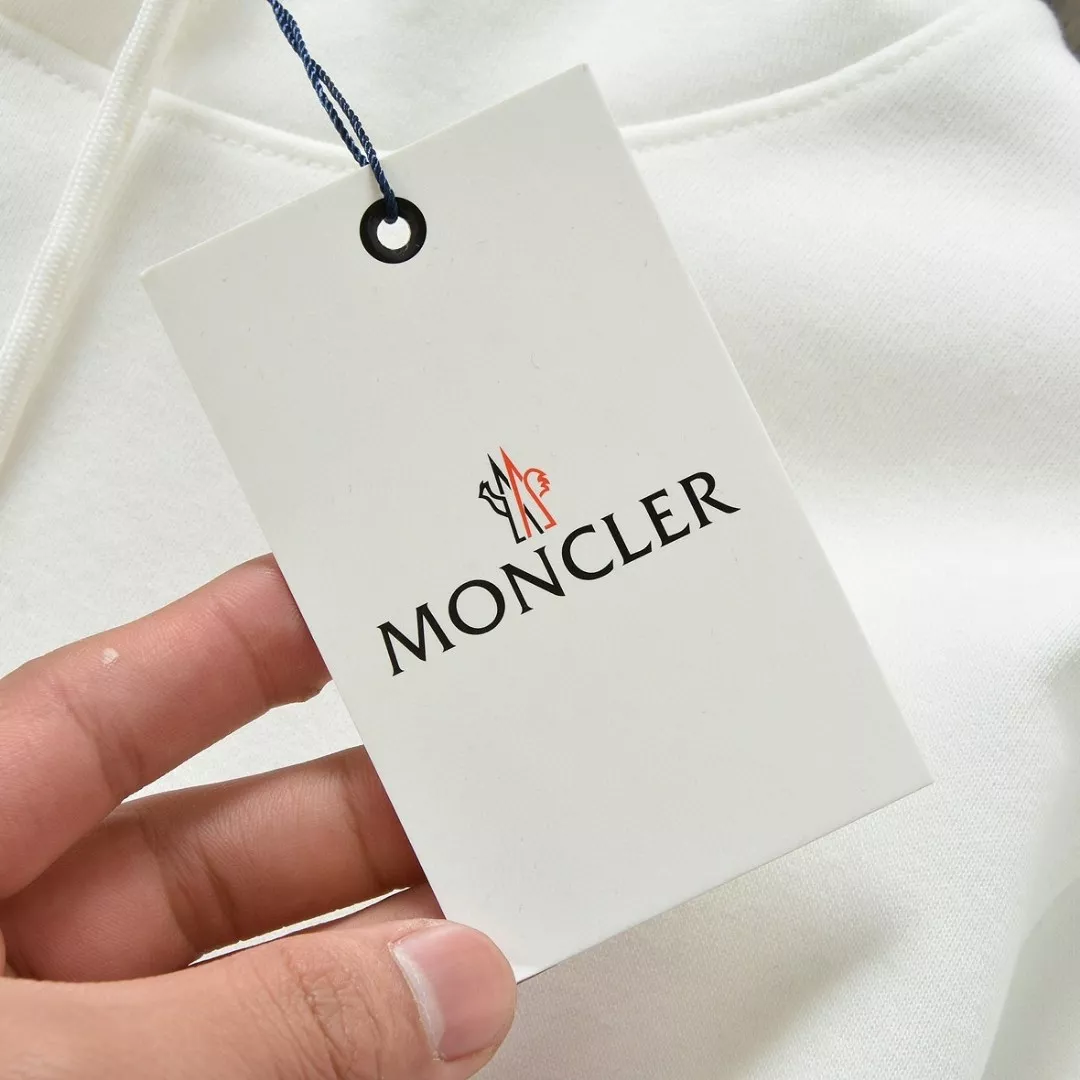 몽클레어 자수 로고 코튼 후드 티셔츠 상세 이미지 16