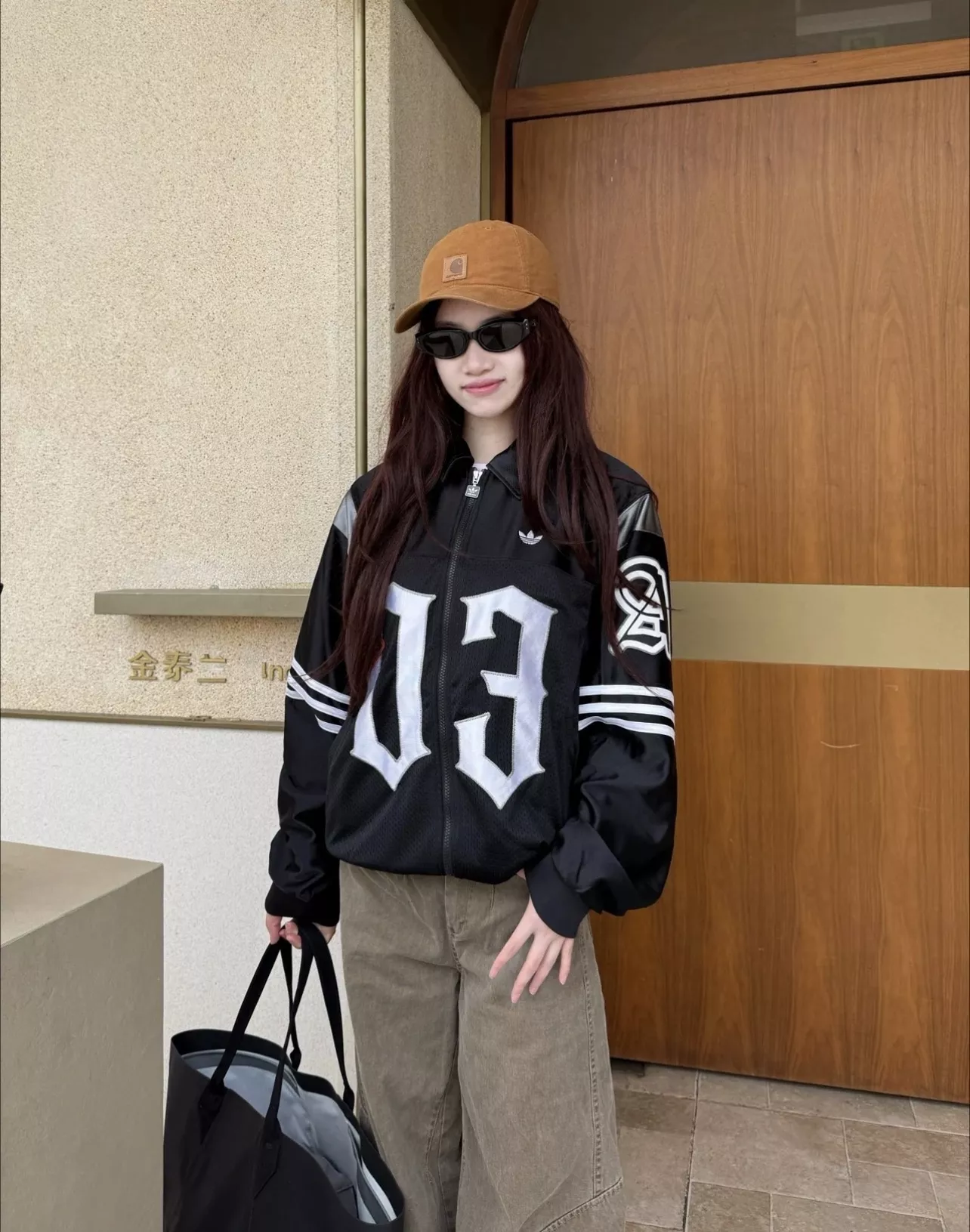 아디다스 고딕 03 패치 스트라이프 집업 재킷 상세 이미지 28
