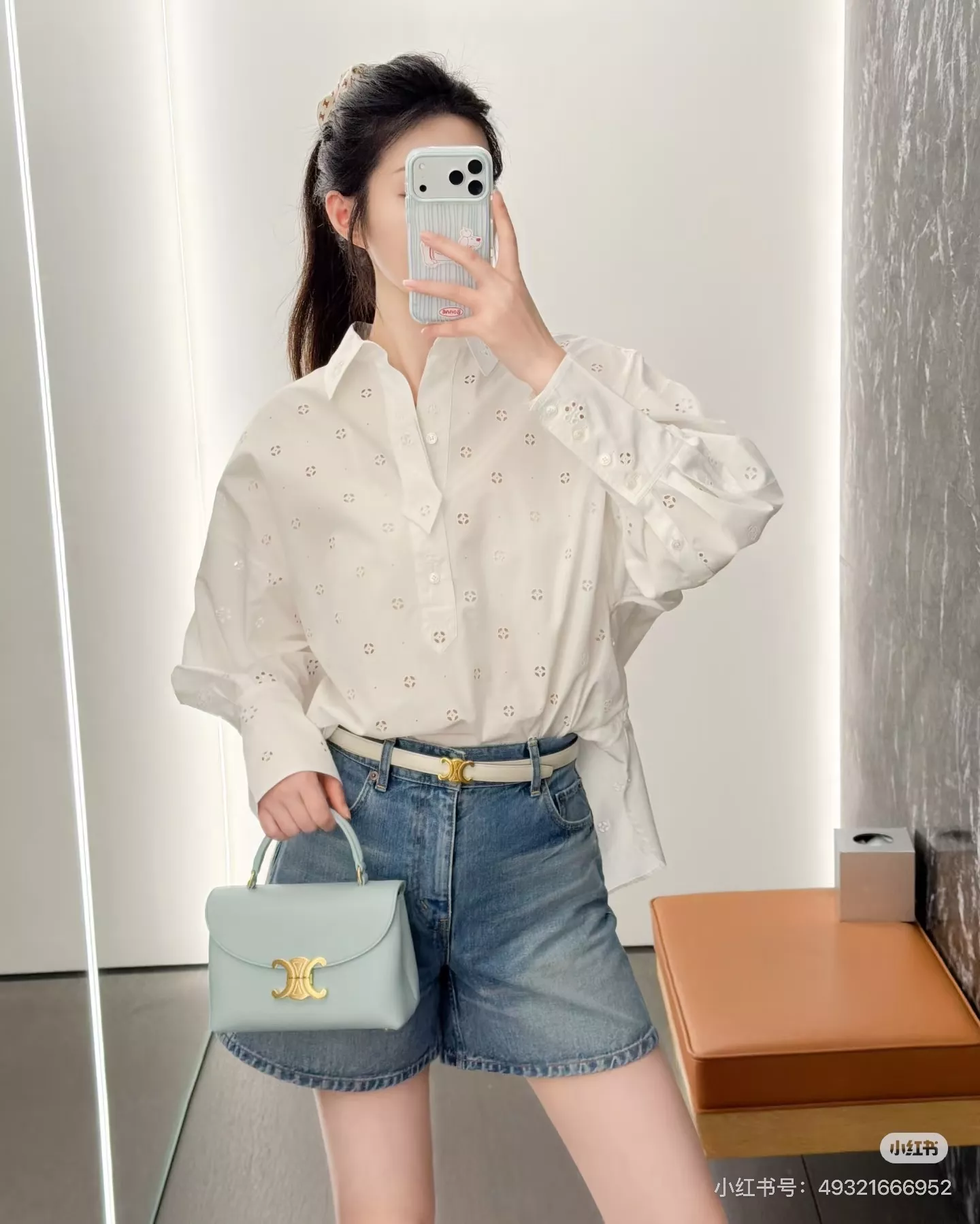 셀린느 플라워 펀칭 자수 코튼 루즈핏 셔츠 상세 이미지 35