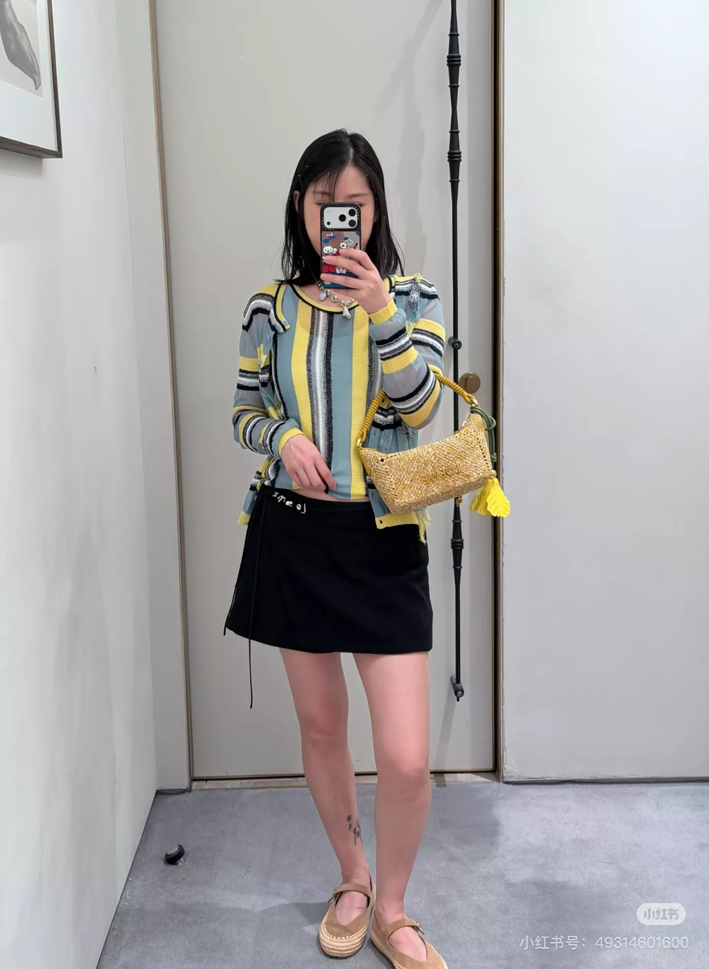 로에베 블랙 랩스타일 로고 장식 스커트 팬츠 상세 이미지 15