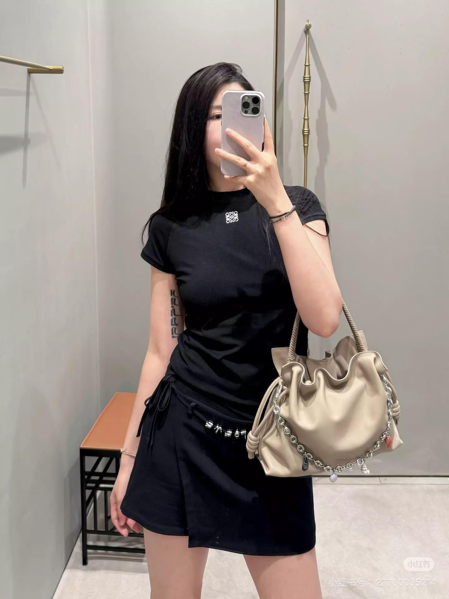 로에베 블랙 랩스타일 로고 장식 스커트 팬츠 상세 이미지 19