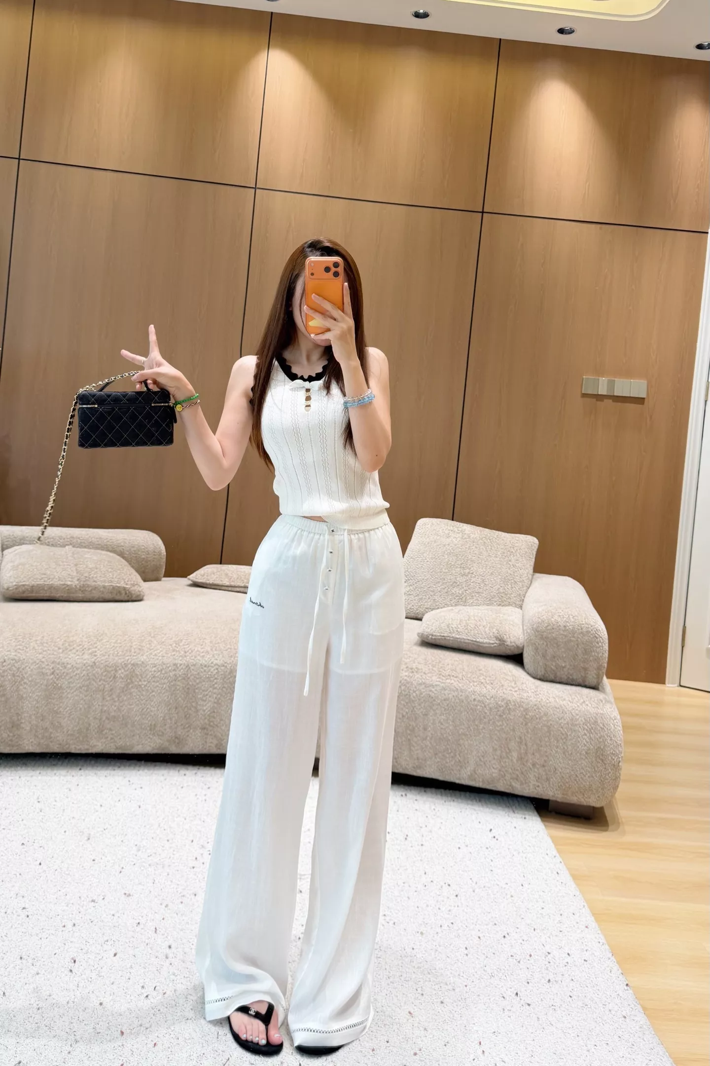 샤넬 버튼 자수 텐셀 린넨 와이드 팬츠 상세 이미지 33