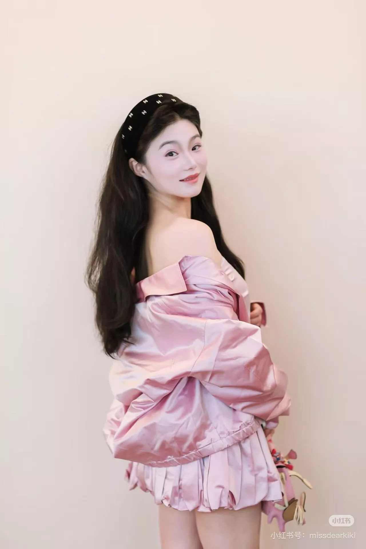미우미우 새틴 플리츠 하이웨이스트 벌룬 미니 스커트 상세 이미지 12