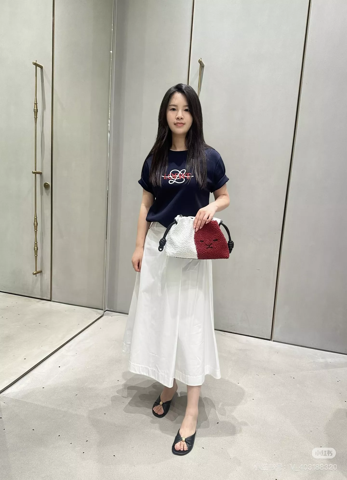 로에베 아나그램 자수 코튼 혼방 반소매 티셔츠 상세 이미지 18