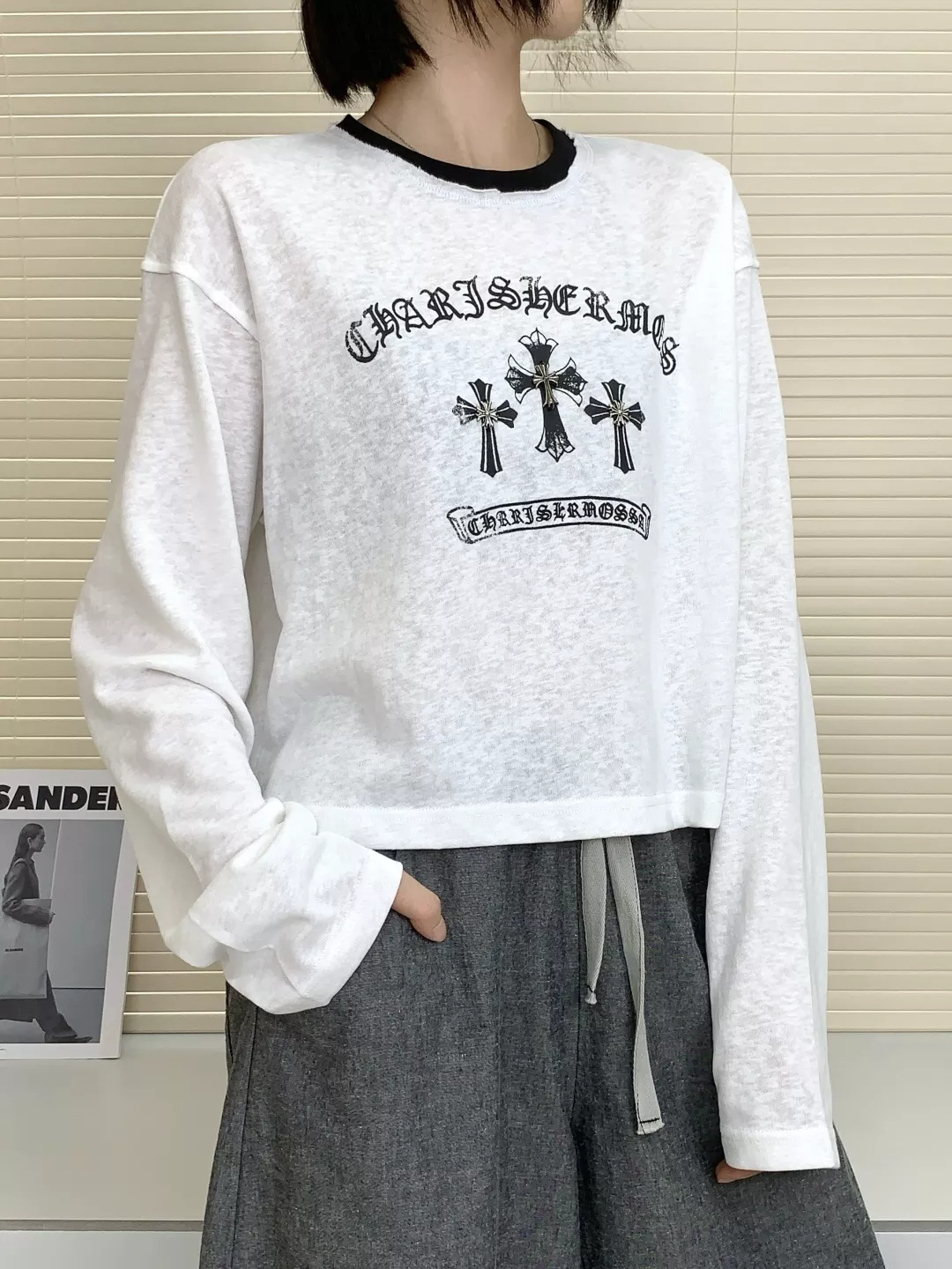 크롬하츠 크로스 프린트 크롭 루즈핏 긴소매 티셔츠 상세 이미지 20