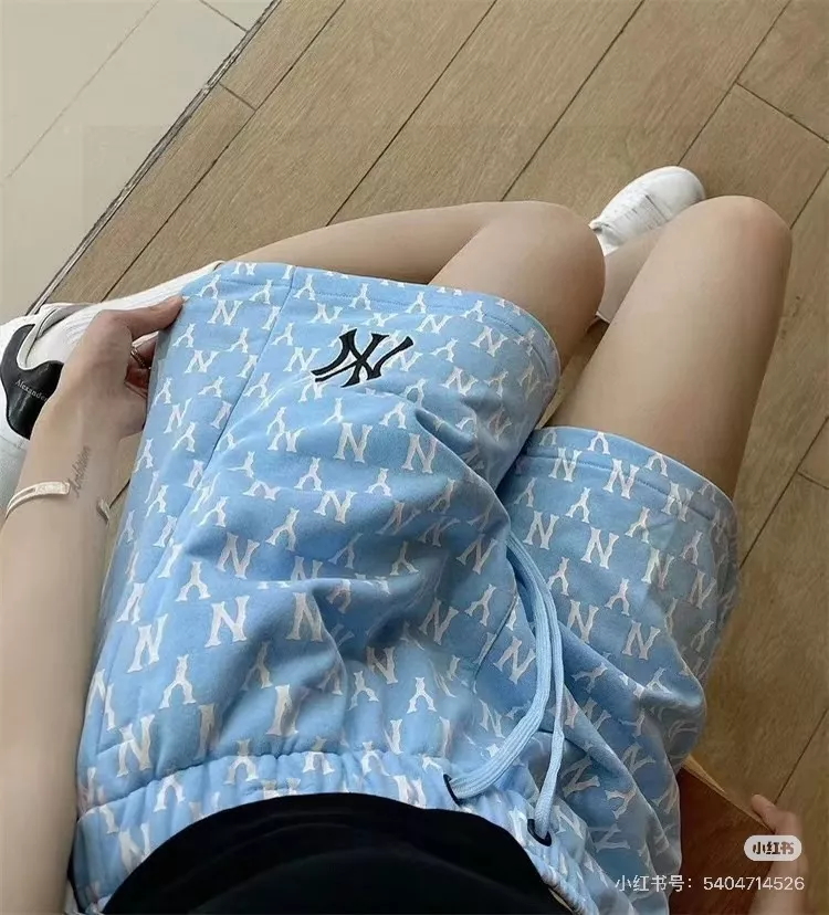 엠엘비 올오버 모노그램 자수 루즈핏 하프 팬츠 상세 이미지 28