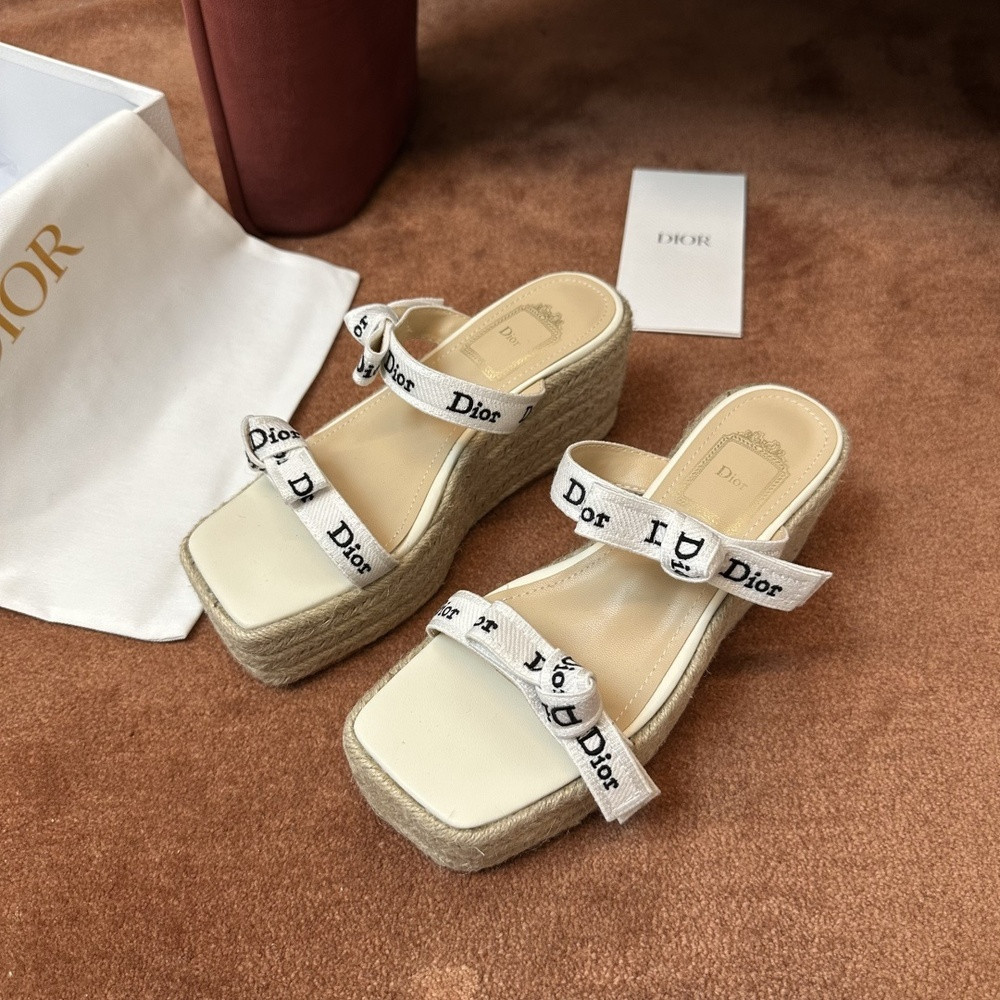 디올 로고 스트랩 웨지 플랫폼 토오픈 뮬