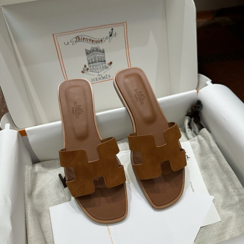 에르메스 스위프트 카프스킨 H 컷아웃 슬리퍼