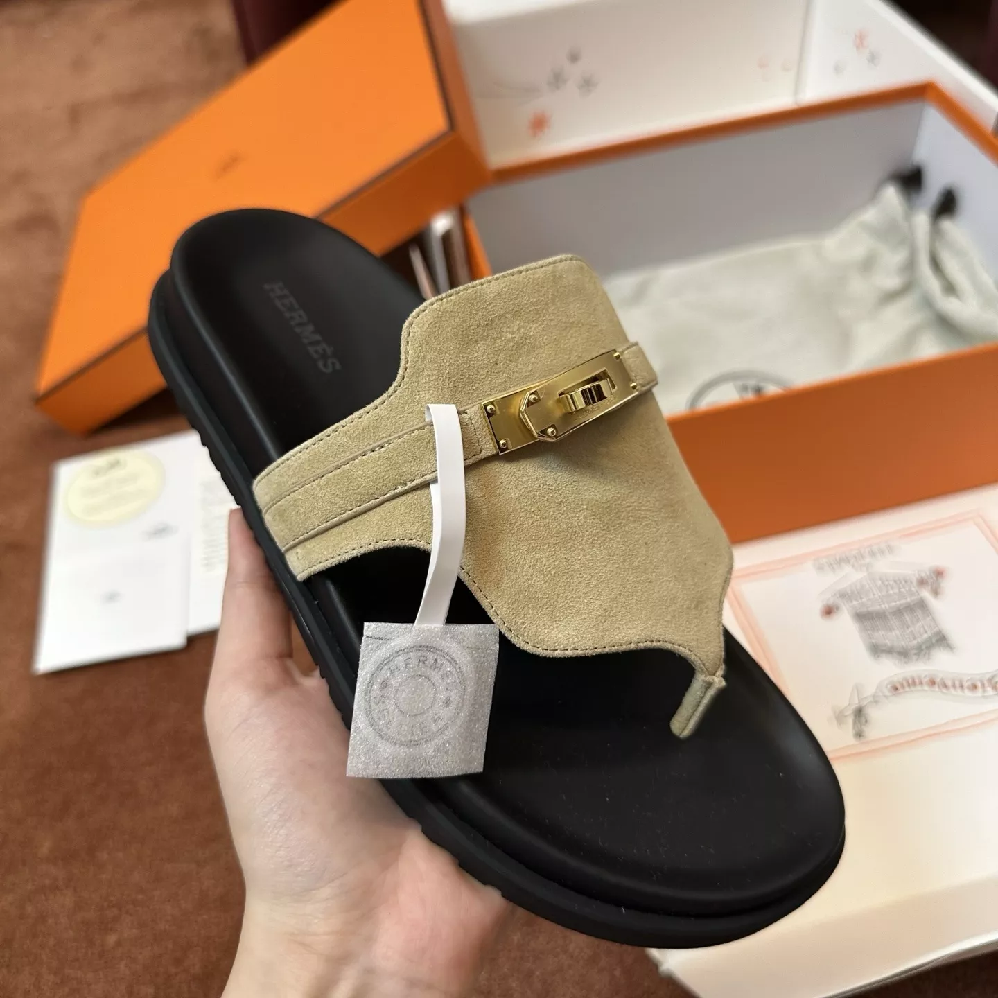 에르메스 켈리 버클 스웨이드 카프스킨 쪼리 슬리퍼 상세 이미지 2