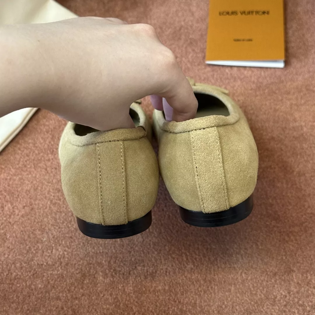 루이비통 모노그램 토캡 리본 플랫슈즈 상세 이미지 8