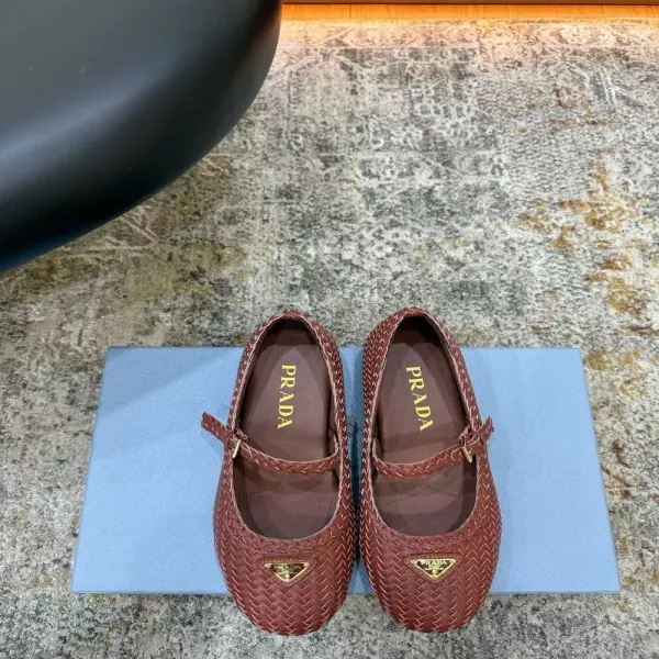 프라다 우븐 양가죽 메리제인 플랫슈즈
