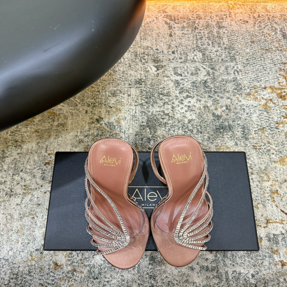 알레비 실크 크리스탈 장식 힐 샌들