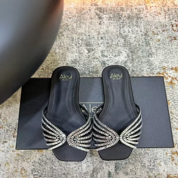 알레비 실크 어퍼 장식 플랫 슬리퍼
